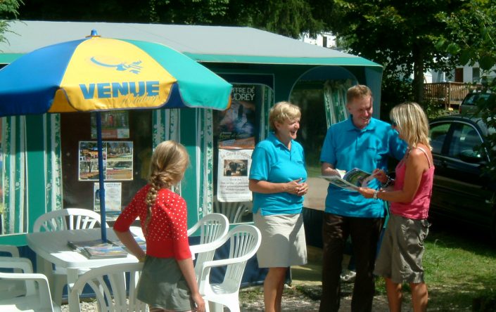 Andrew Holiday 07 107