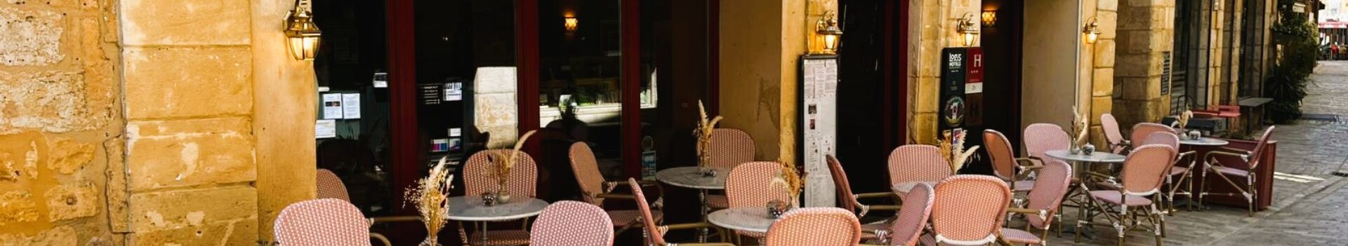 Façade Le boudoir gros plan OK jpg