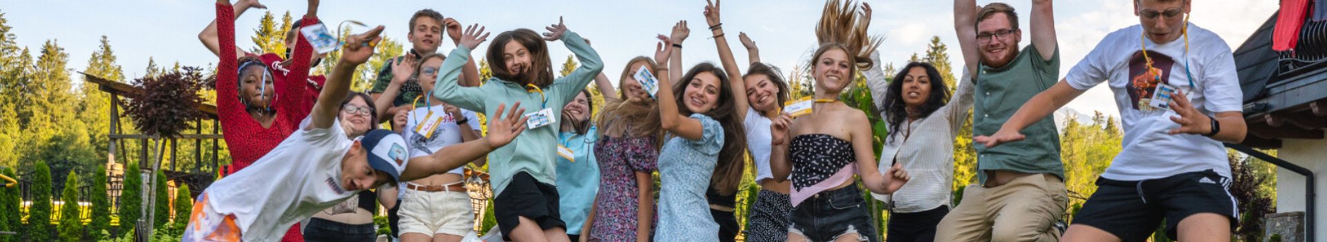 400x220 seasonworkers 1920 x 350 px