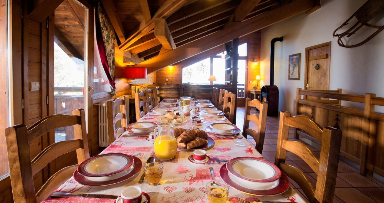 Vallon Blanc Dining Room