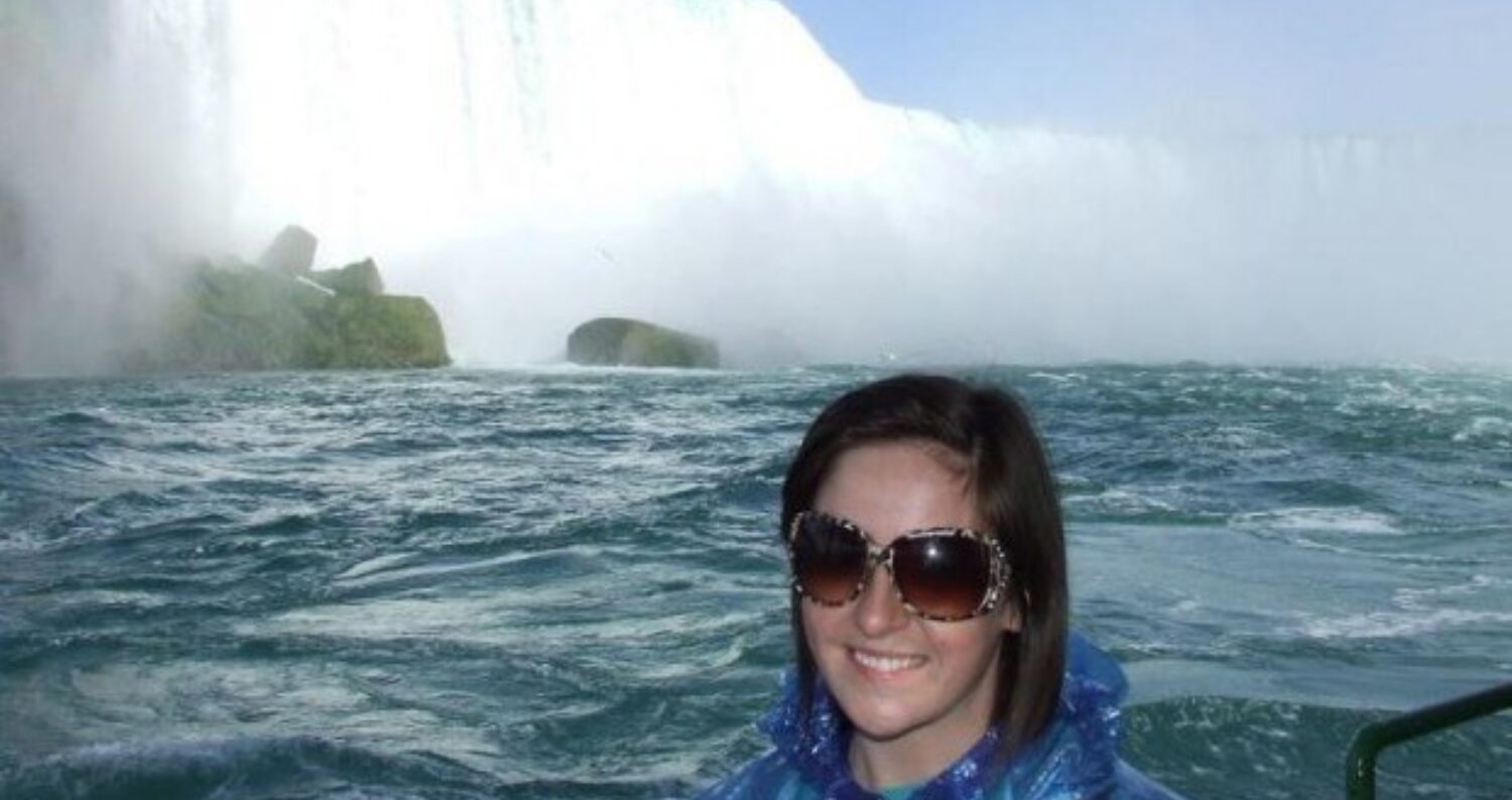 Smaller Earth Au Pair