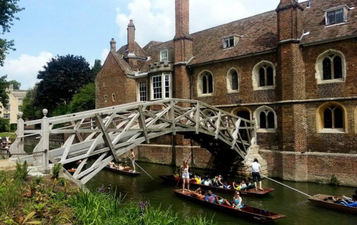 Cambridge Queens College campus