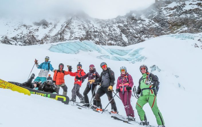 Heli group on mountain